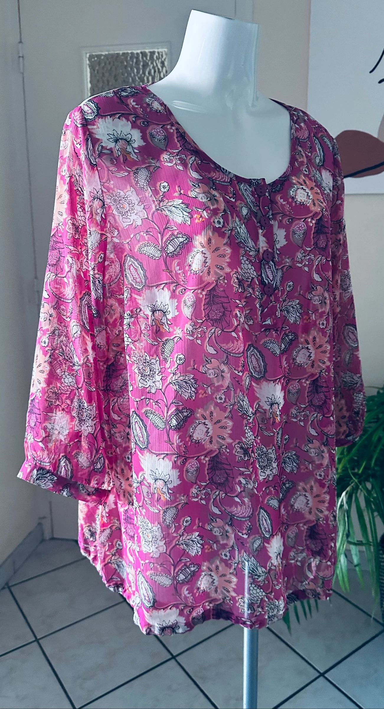 Pink Fuchsia Floral Blouse Damart Size 48 – Excellent Condition – Drawstring Tie – photo 2